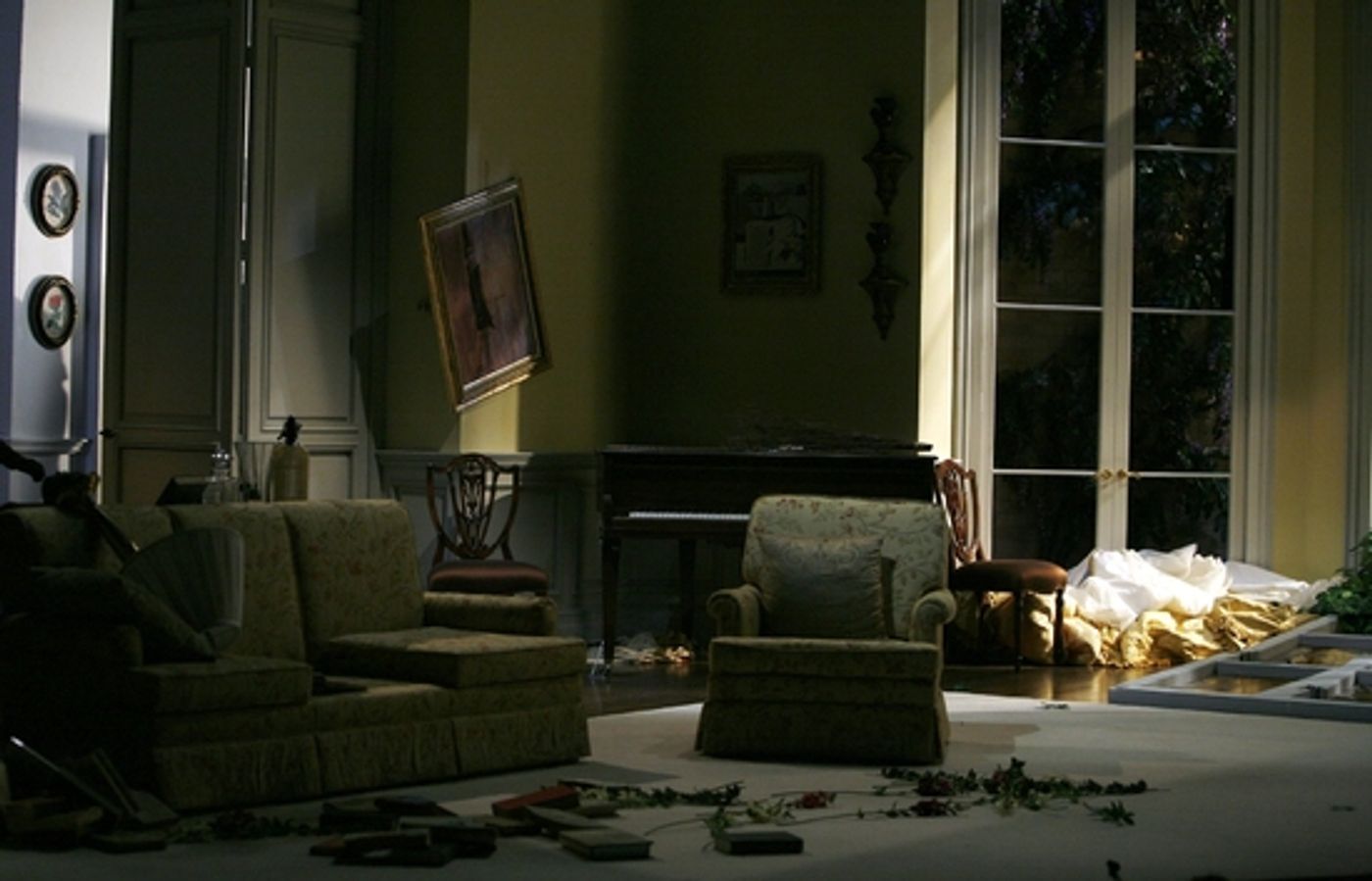 Photo Coverage: 'Blithe Spirit' Opening Night on Broadway Curtain Call!  Image