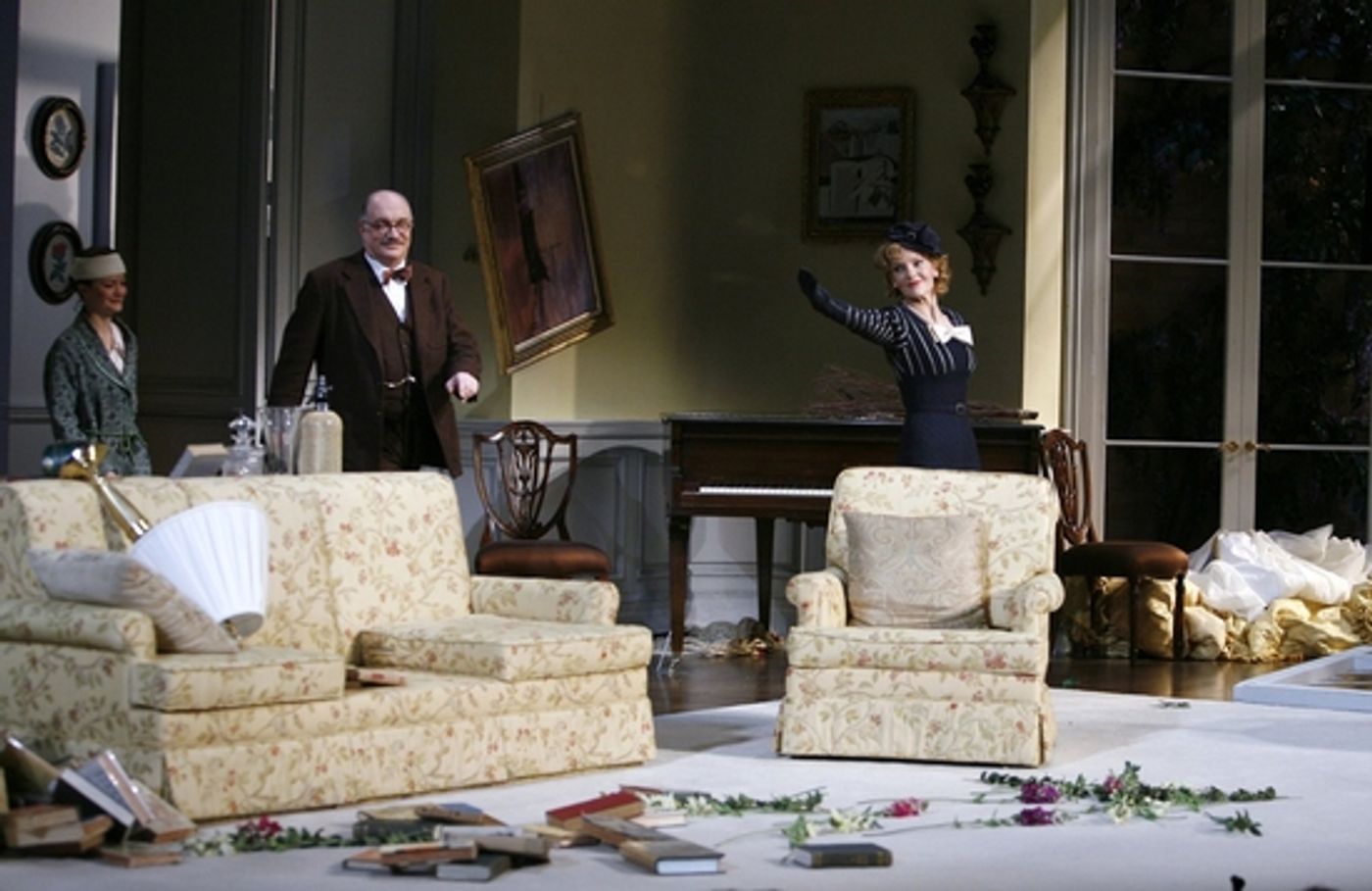 Photo Coverage: 'Blithe Spirit' Opening Night on Broadway Curtain Call!  Image