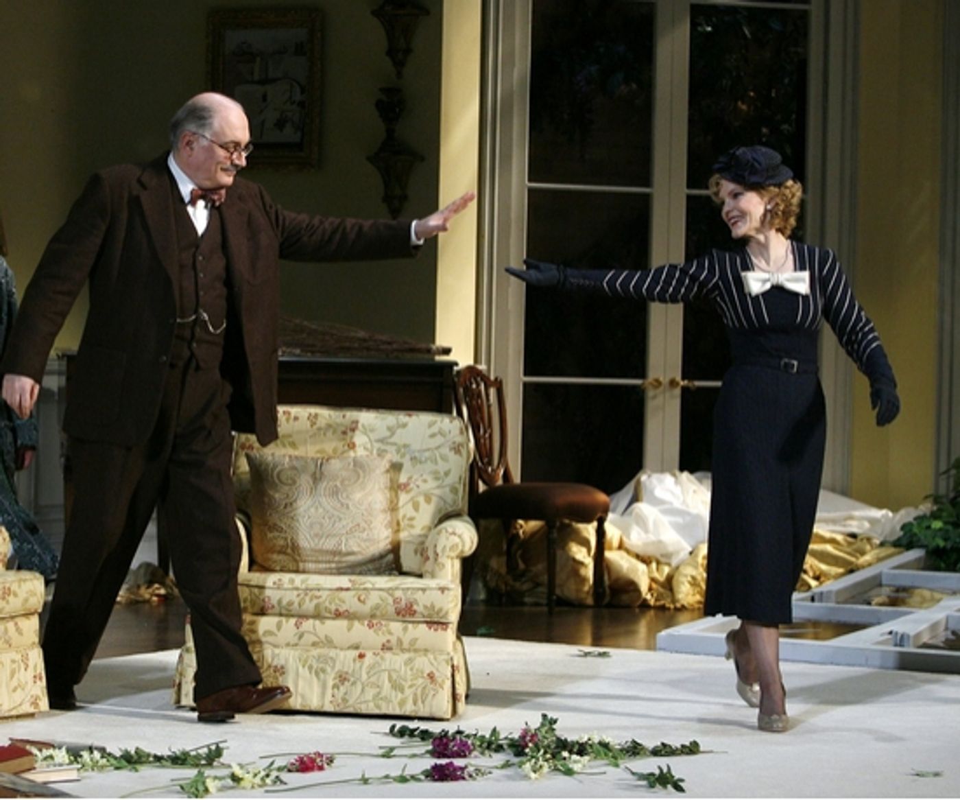 Photo Coverage: 'Blithe Spirit' Opening Night on Broadway Curtain Call!  Image