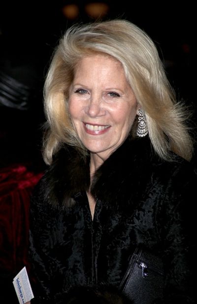 Daryl Roth

 Photo