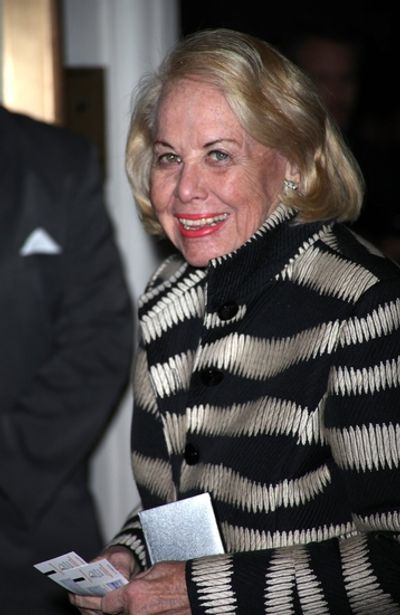 Liz Smith

 Photo