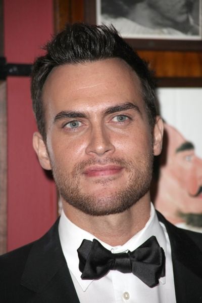 Cheyenne Jackson

 Photo