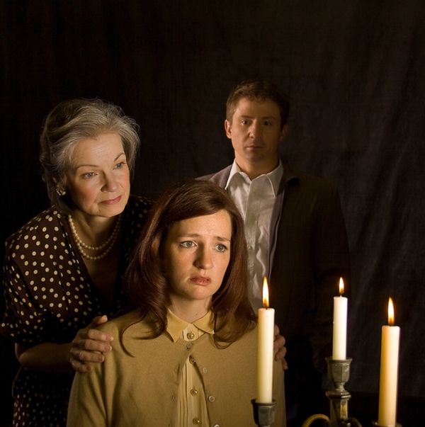 Pamela Peadon, Jessica Wiggers and Dan Forsythe Photo