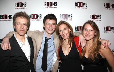 Paul Scott Goodman, Miriam Gordon and family

 Photo