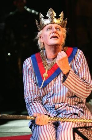 Geoffrey Rush  Photo