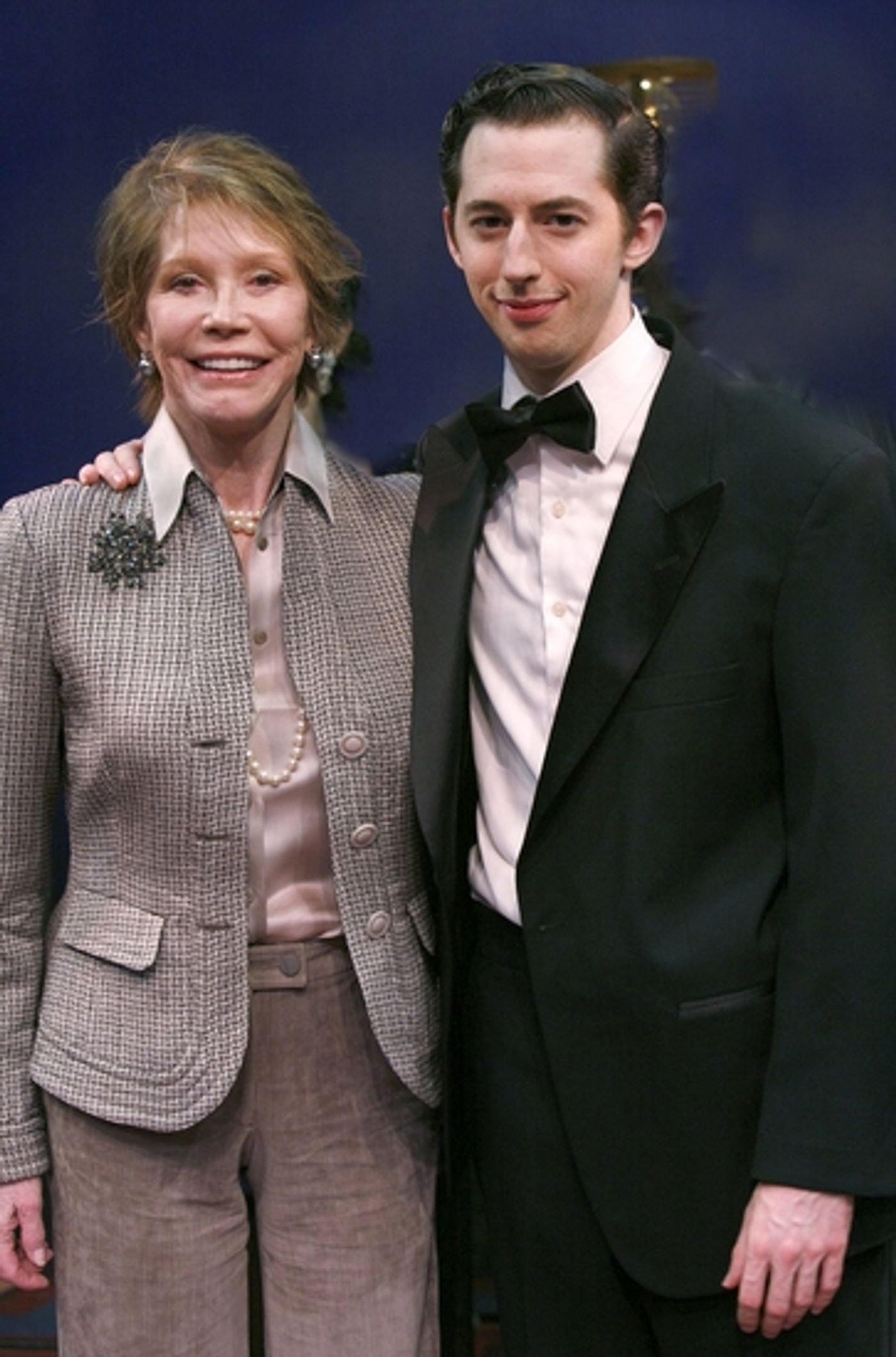 Photo EXCLUSIVE: Mary Tyler Moore Visits ENTER LAUGHING Photo EXCLUSIVE: Mary Tyler Moore Visits ENTER LAUGHING Image