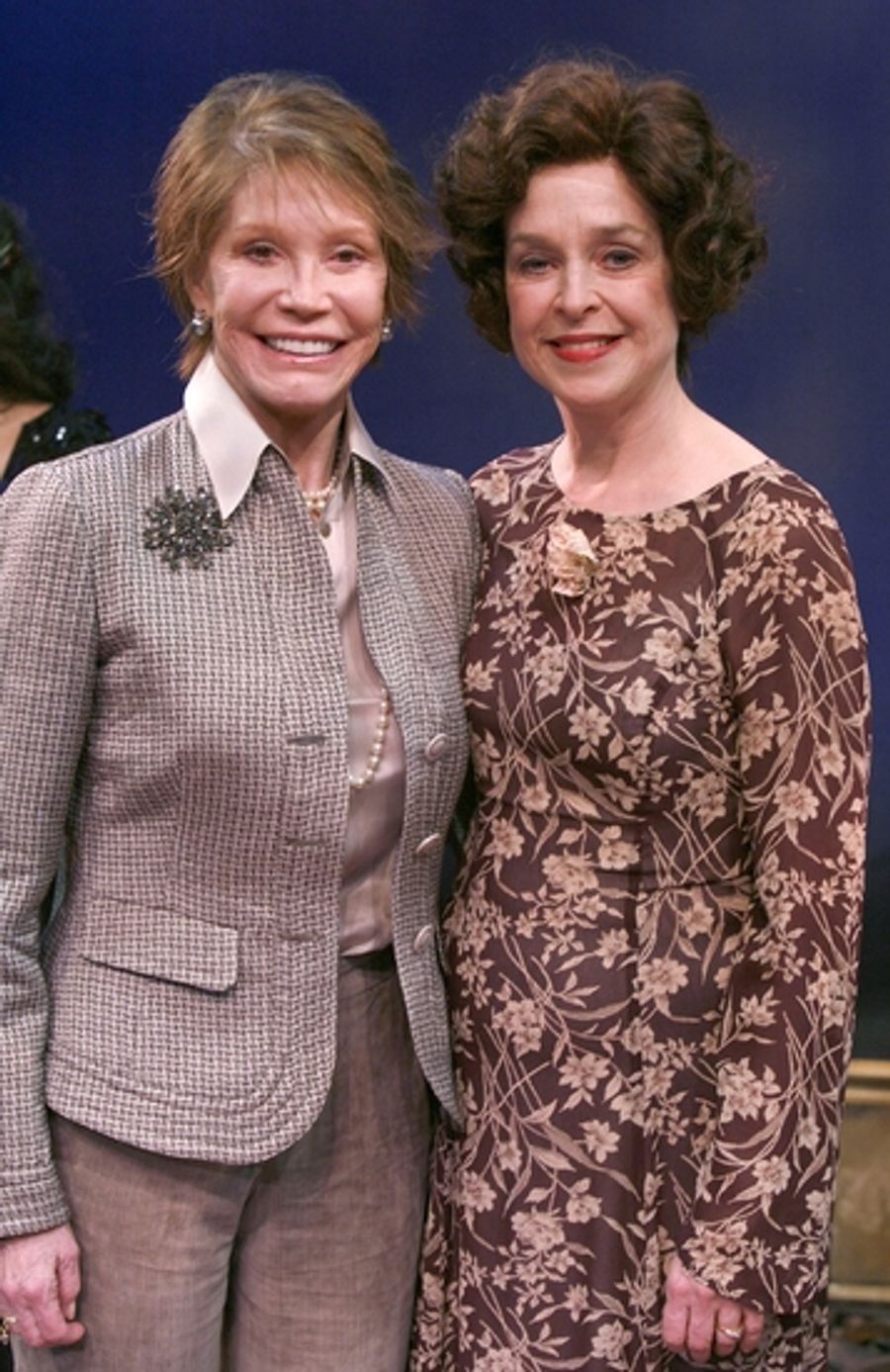 Photo EXCLUSIVE: Mary Tyler Moore Visits ENTER LAUGHING Image