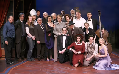 Mary Tyler Moore and the Enter Laughing Cast

 Photo