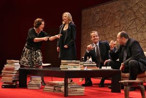 Marcia Gay Harden, Hope Davis, Jeff Daniels, James Gandolfini Photo