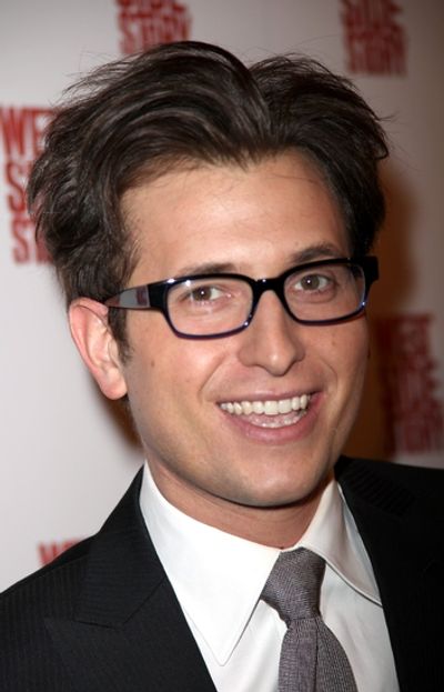 Peter Cincotti

 Photo