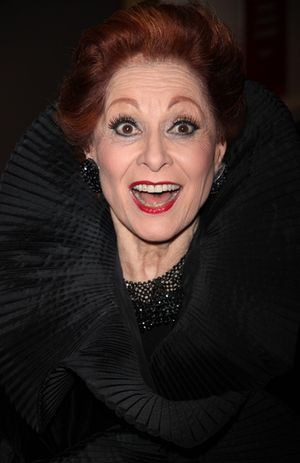 Carol Lawrence

 Photo