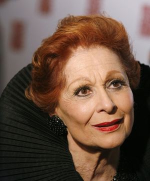 Carol Lawrence Photo