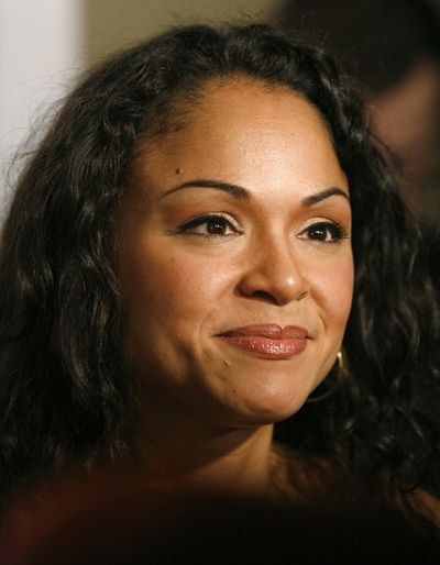 Karen Olivo Photo