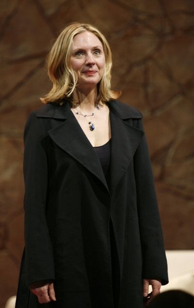 Hope Davis Photo