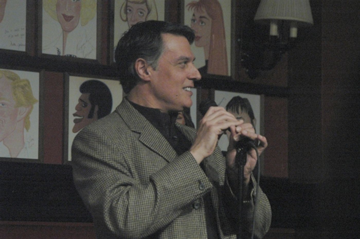 Photo Coverage: James Barbour Welcomes Robert Cuccioli at Sardi's  Image