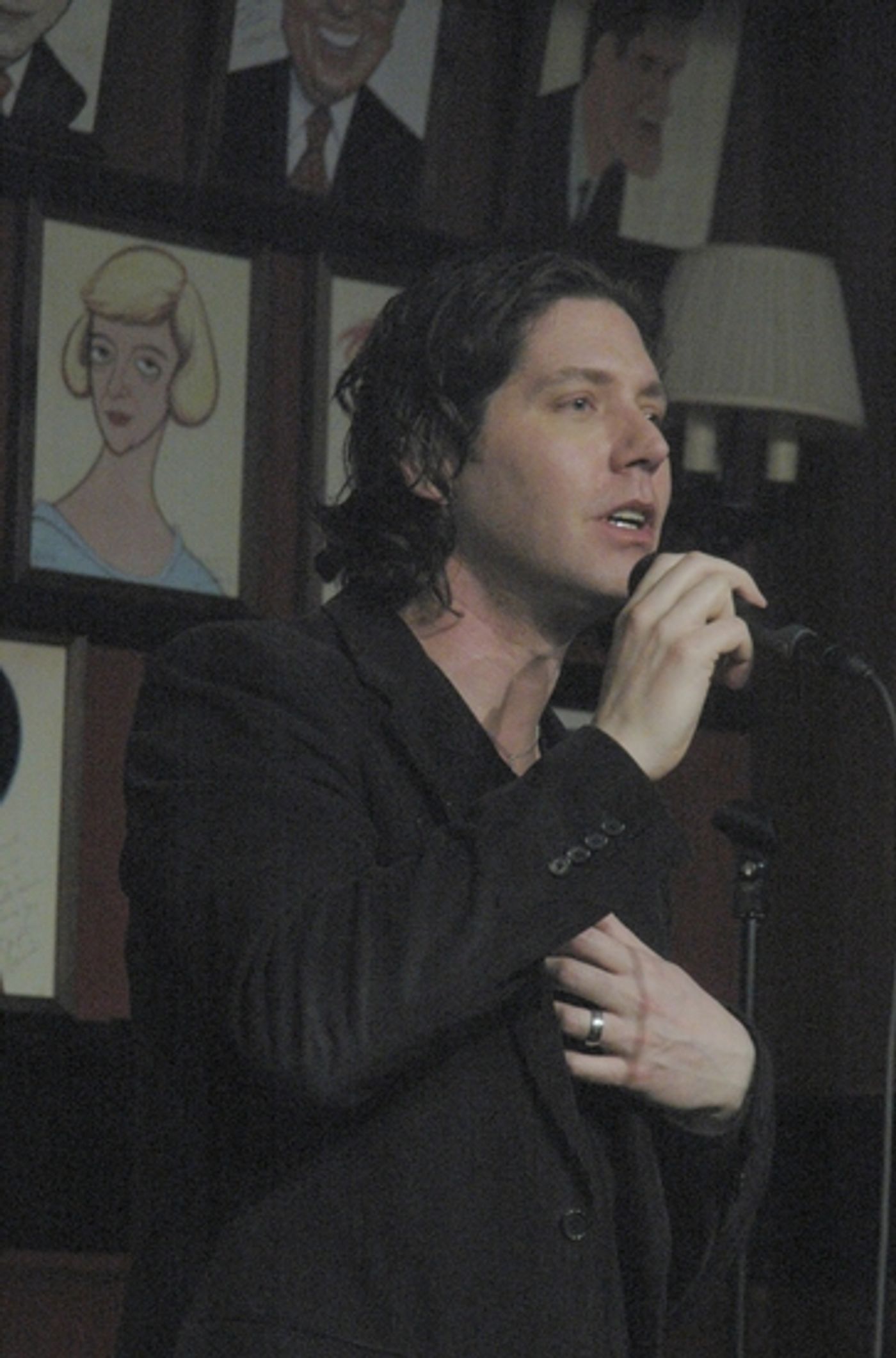 Photo Coverage: James Barbour Welcomes Robert Cuccioli at Sardi's  Image