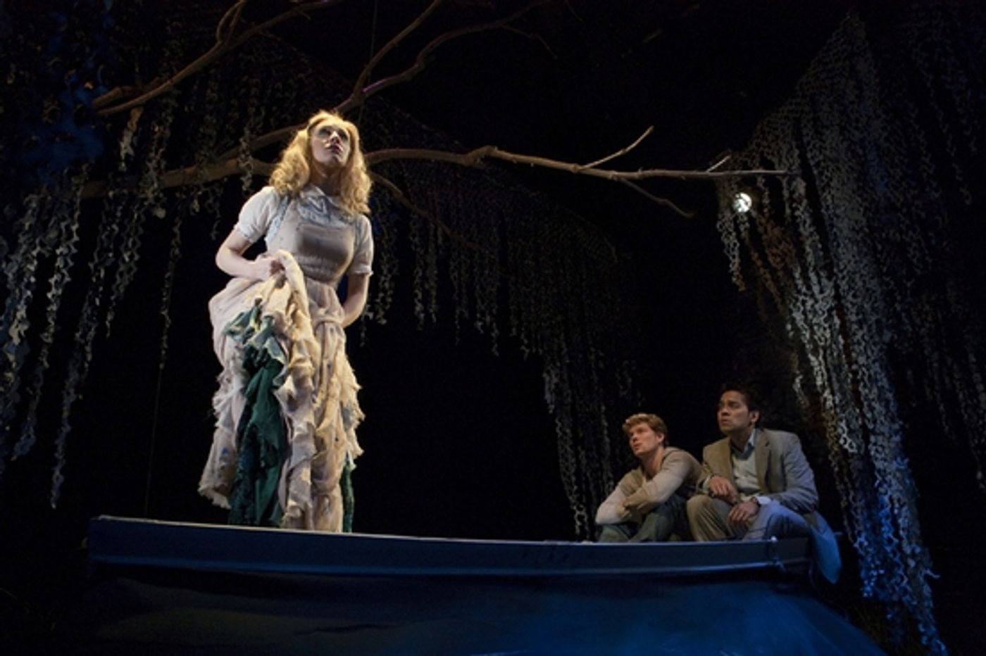 Photo Flash: GAUGLEPRIXTOWN  Image