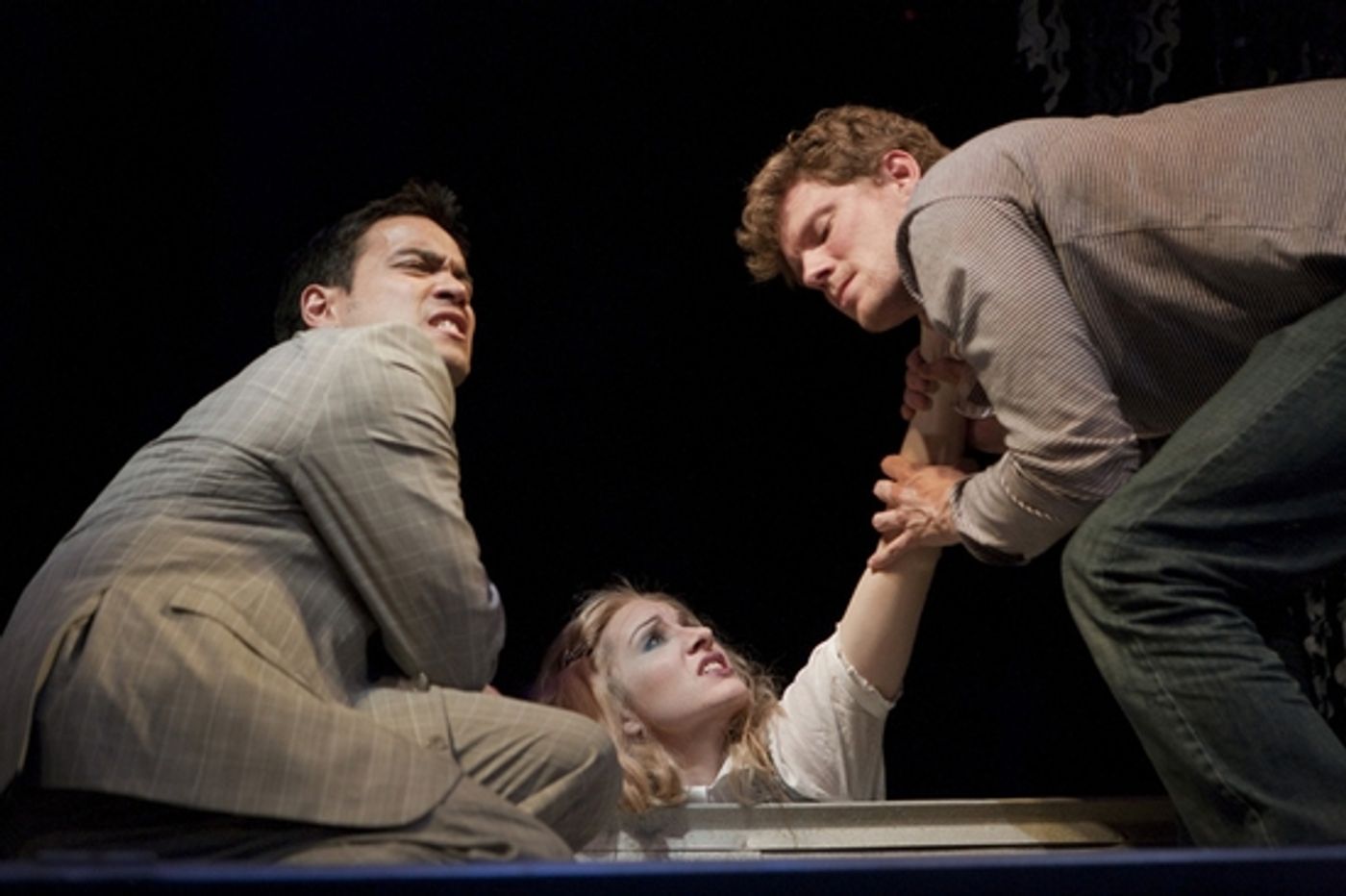 Photo Flash: GAUGLEPRIXTOWN  Image