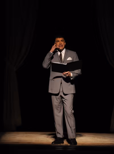 BRYAN BATT Photo