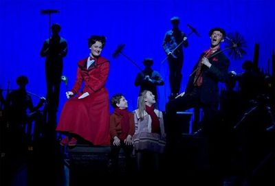 Ashley Brown, Justin Hal, Aida Neitenbach, Gavin Brown, and original national tour co Photo