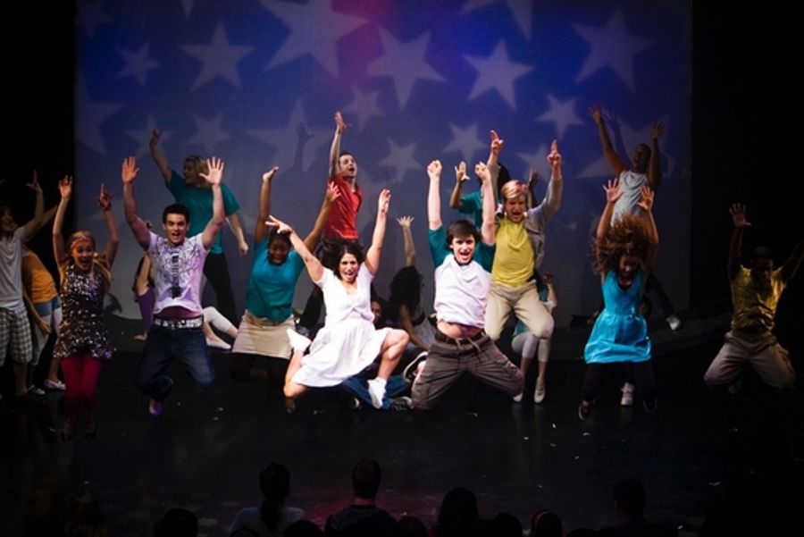 Photo Flash: HIGH SCHOOL MUSICAL 2 at the Toronto Centre for the Arts Image