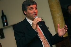 Bruce Dimpflmaier
@ BroadwayWorld Bruce Dimpflmaier
Photo