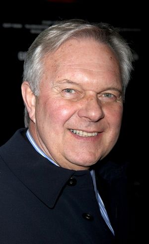 Walter Bobbie

 Photo