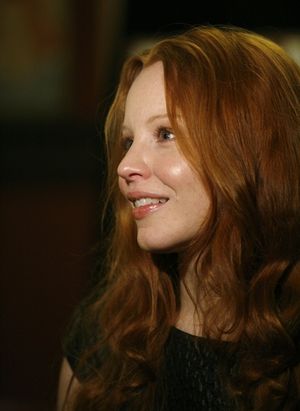 Lauren Ambrose Photo