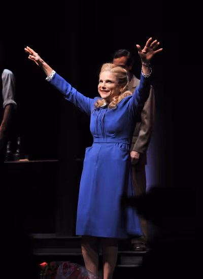 Tovah Feldshuh Photo