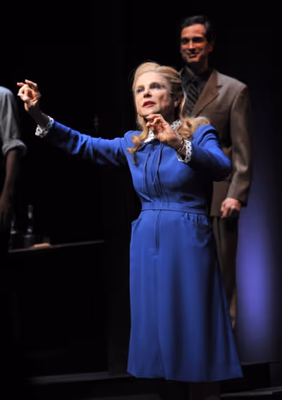 Tovah Feldshuh Photo