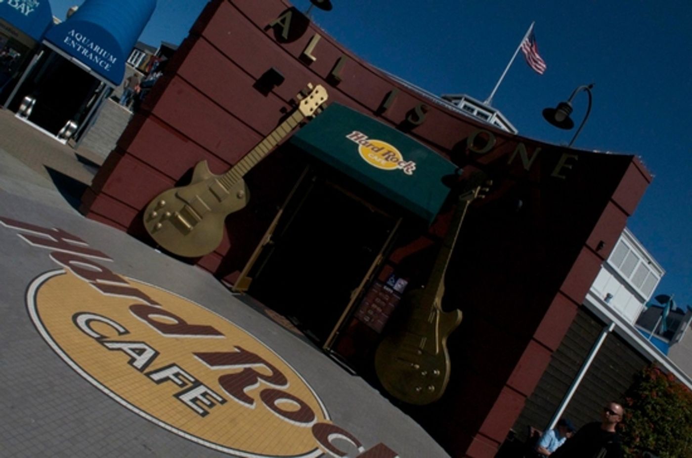 Photo Coverage: Taylor Hicks and the GREASE Tour Cast at Hard Rock SF  Image