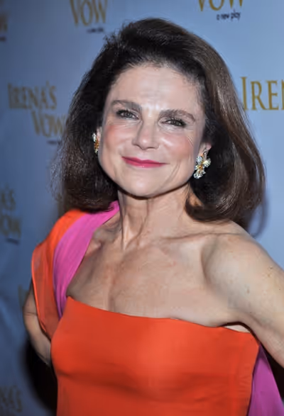 Tovah Feldshuh Photo