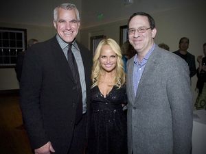 Michael Ross, Kristin Chenoweth, and Howard Sherman @ BroadwayWorld Michael Ross, Kristin Chenoweth, and Howard Sherman Photo