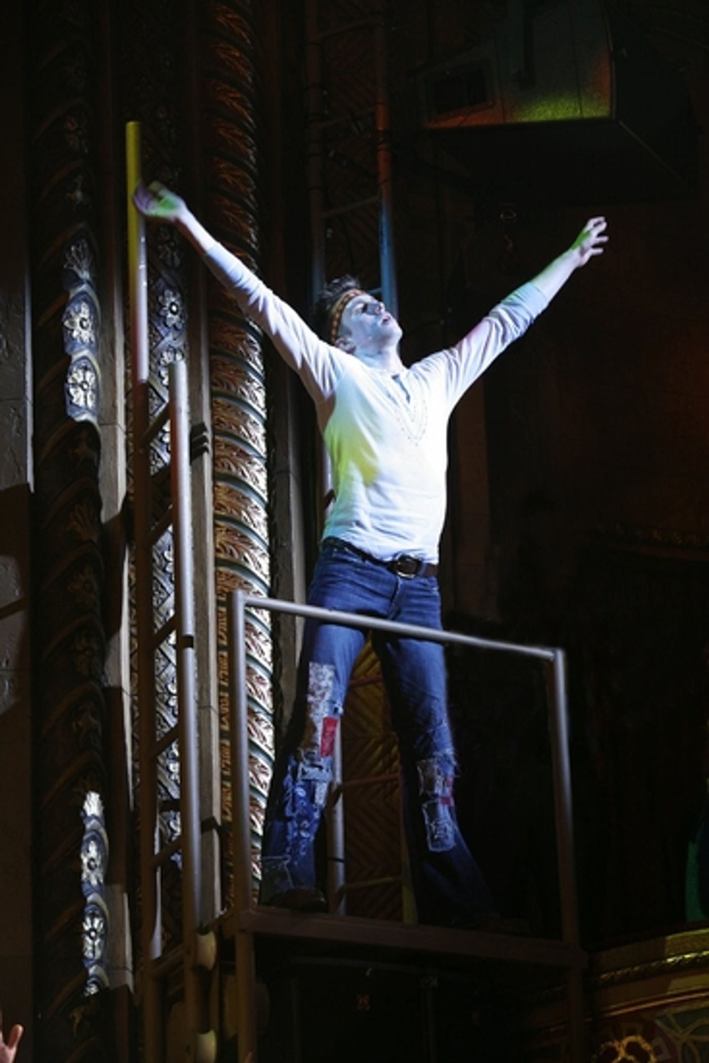 Photo Coverage: 'The Sun Shines In' HAIR Returns to Broadway - Opening Curtain Call!  Image