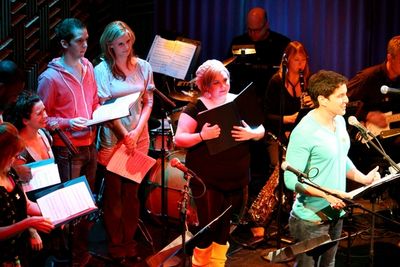 Howie Michael Smith and the cast Photo