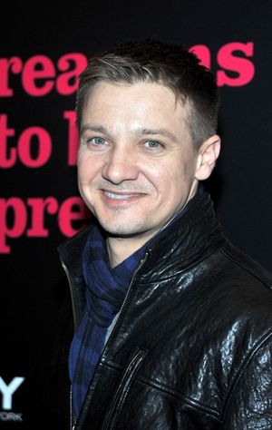 Jeremy Renner Photo