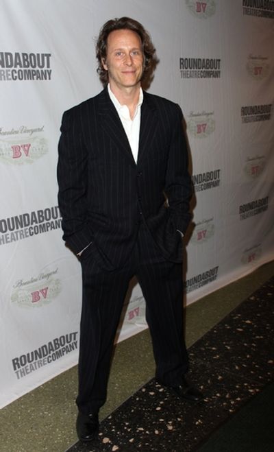Steven Weber Photo