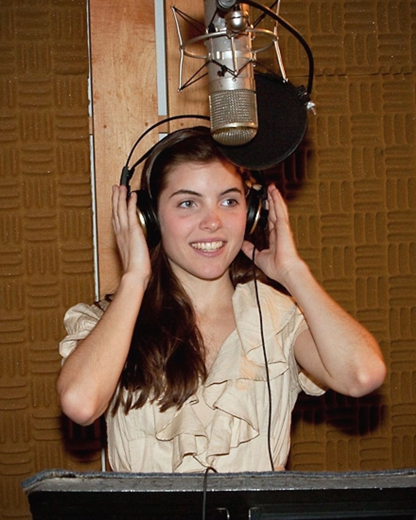 Photo Coverage: In The Recording Studio With The Broadway Cast Of WEST SIDE STORY!  Image