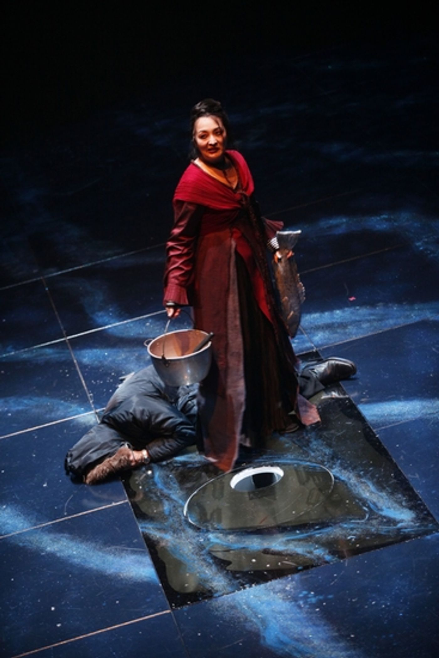 Photo Flash: GHOSTWRITTEN At Goodman Theatre 4/4 - 5/3  Image