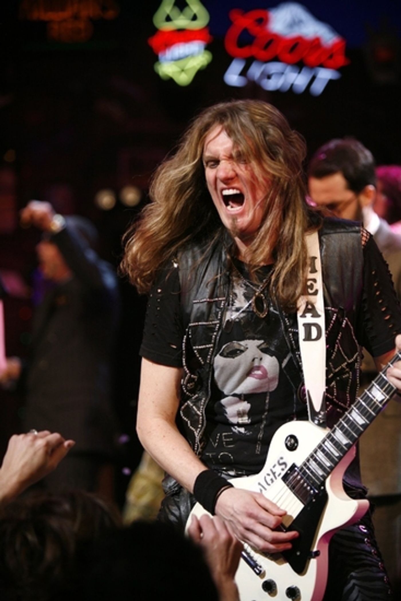 Photo Coverage: 'ROCK OF AGES' on Broadway - Opening Night Curtain Call!  Image