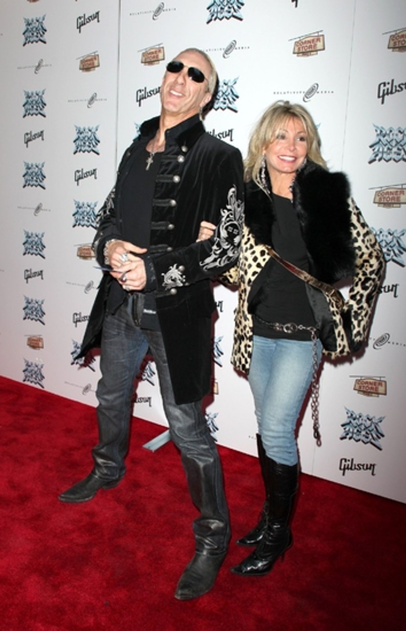 Photo Coverage: ROCK OF AGES Opening Night Arrivals Photo Coverage: ROCK OF AGES Opening Night Arrivals Image