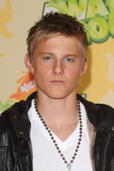 Alexander Ludwig Photo