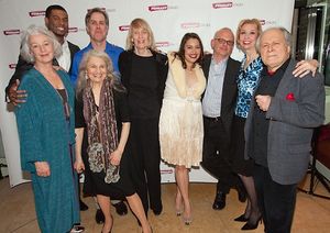 The company: Jane Alexander, Robert Christopher Riley, Lynn Cohen, Jack Gilpin, playw Photo