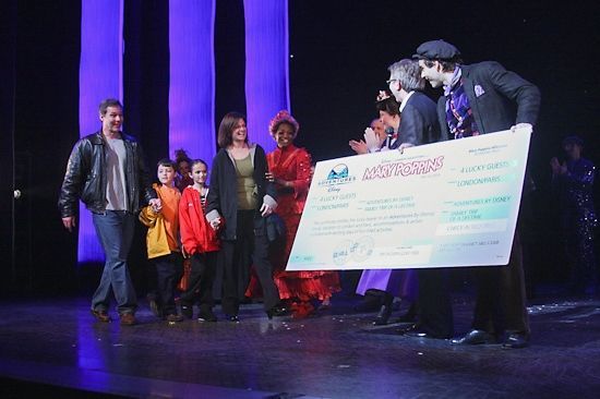 Photos: MARY POPPINS Celebrates 1000th Performance! — photo 31 of 35