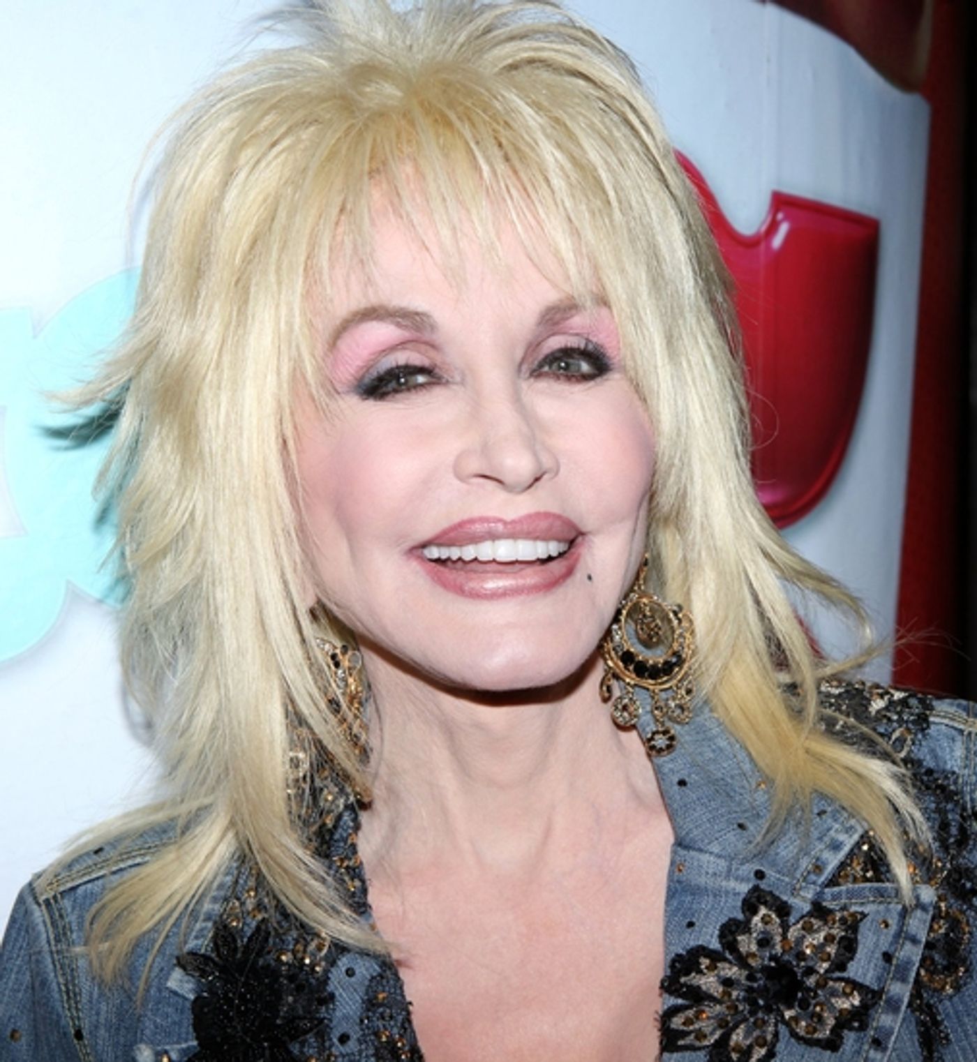 Photo Coverage: Dolly Parton Surprises The Fans At '9 To 5: THE MUSICAL'  Image