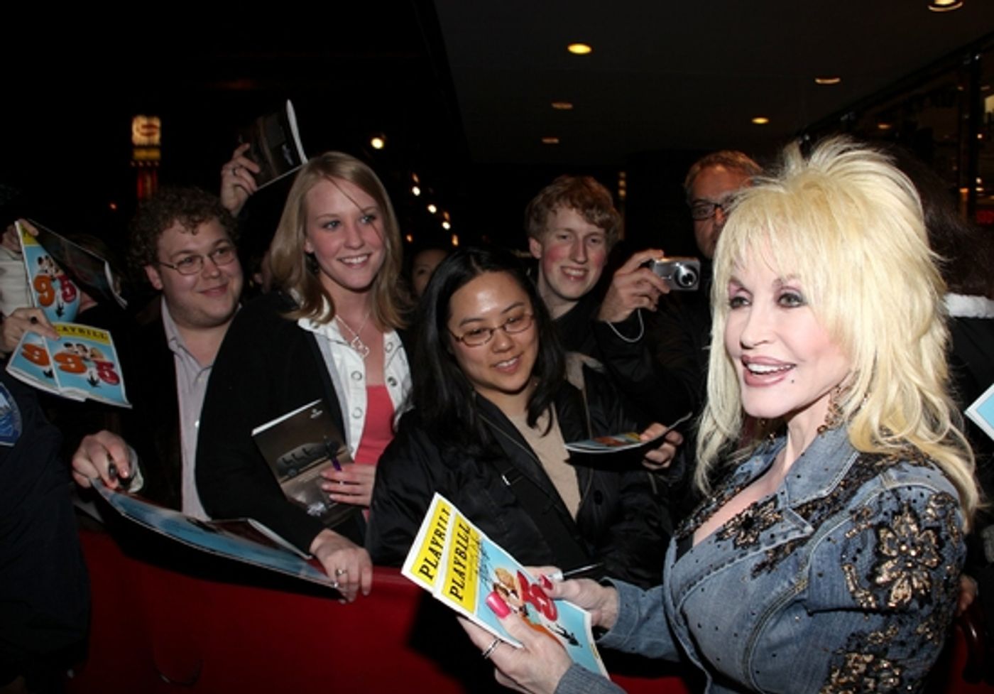 Photo Coverage: Dolly Parton Surprises The Fans At '9 To 5: THE MUSICAL'  Image