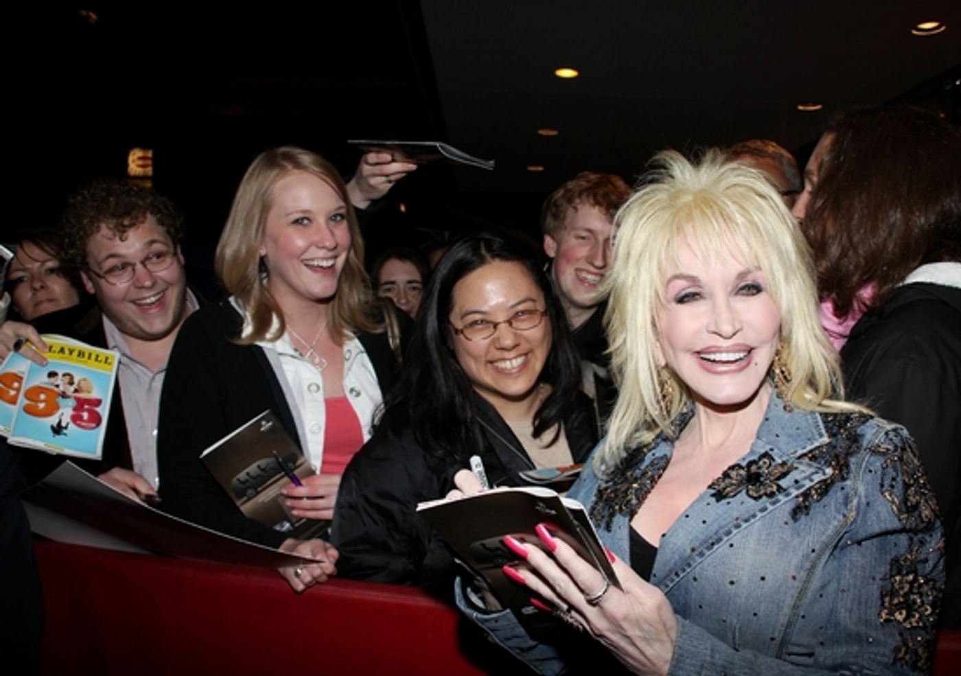 Photo Coverage: Dolly Parton Surprises The Fans At '9 To 5: THE MUSICAL'  Image