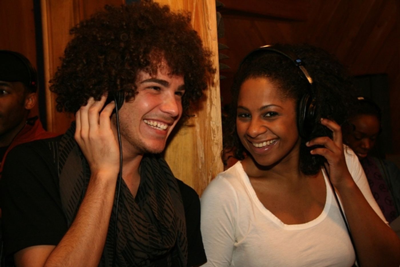 Photo Flash: The Cast of 'HAIR' Goes on the Record!  Image