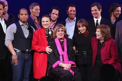 Darrian Ford, Tovah Feldshuh, Phyllis Newman, Alice Playten and Anne Meara Photo