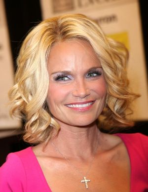 Kristin Chenoweth @ BroadwayWorld Kristin Chenoweth Photo